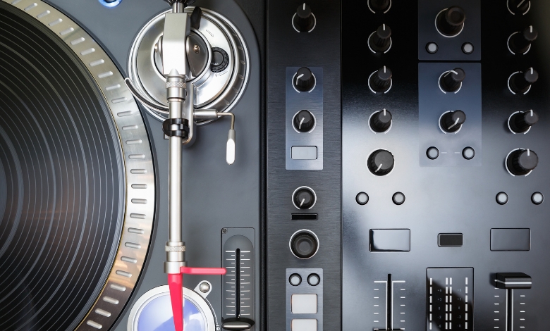 The Unwanted Assistant by Hayley Reyes: A Deep Dive